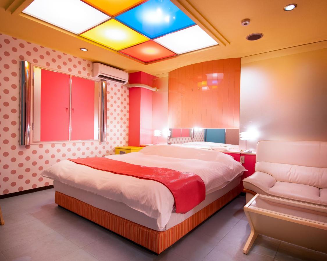 ホテル リトルチャペルクリスマス 和歌山 Adult Only Extérieur photo
